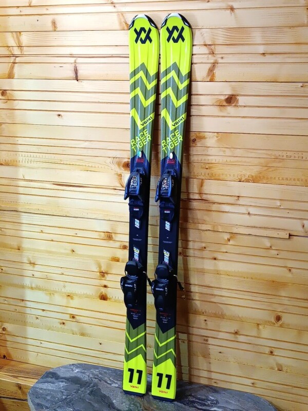 LYŽE VOLKL RACETIGER JR YELLOW 130CM --MODEL 2025--